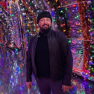 Meet your Posher, Noel